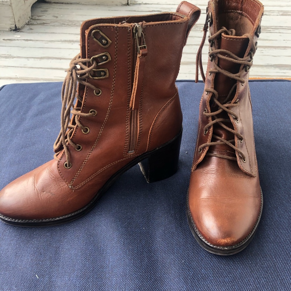 Kenneth Cole Reaction combat boots 9.5
